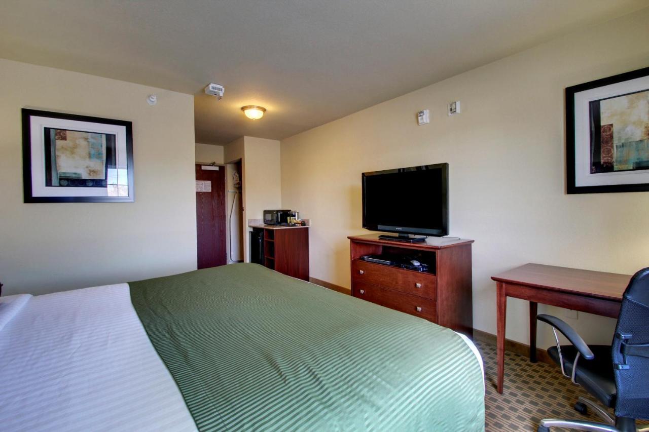 Stanton Inn And Suites Room photo